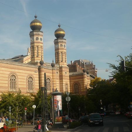 Museum View Apartment Budapeste Exterior foto