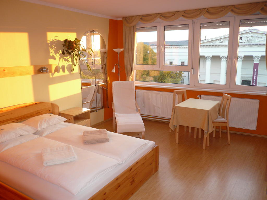 Museum View Apartment Budapeste Quarto foto
